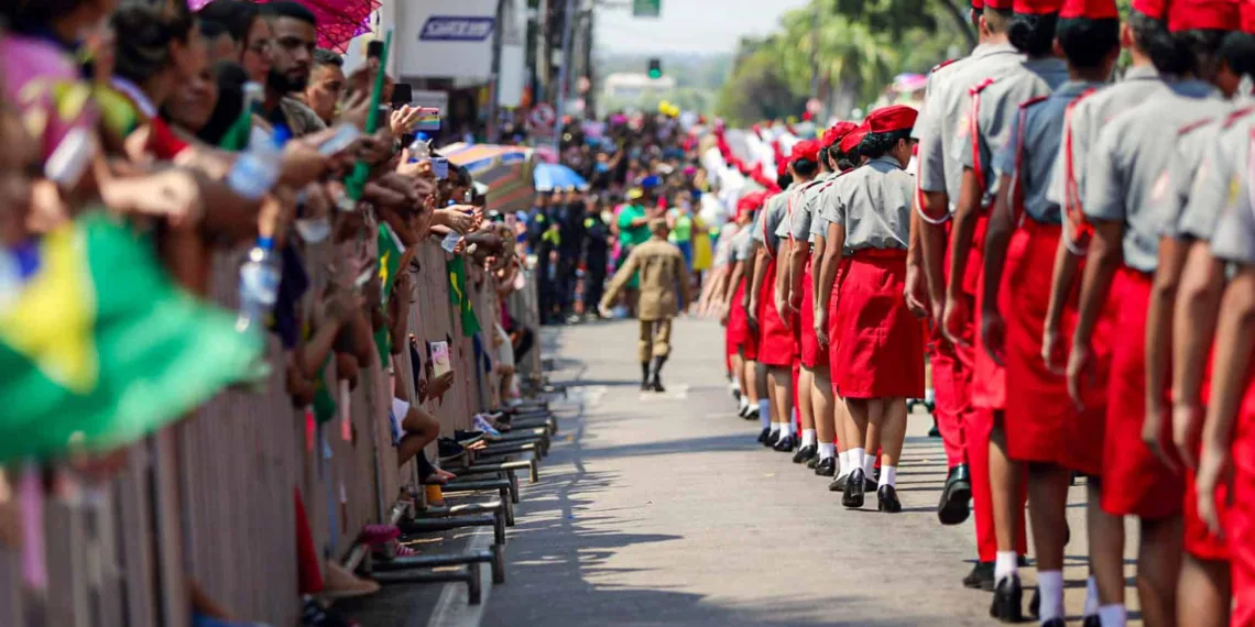 Acre celebra democracia em desfile de comemoração aos 201 anos da Independência do Brasil