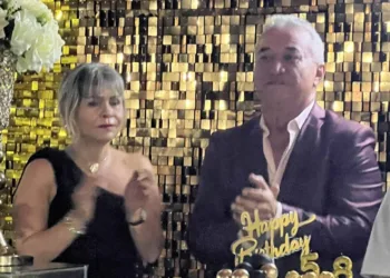 O empresário e pecuarista Loren Fernandez fez um mega jantar, reuniu familiares e amigos em comemoração a sua idade nova