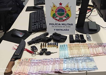 PM recupera veículo roubado, apreende arma de fogo e desarticula grupo criminoso em Rio Branco