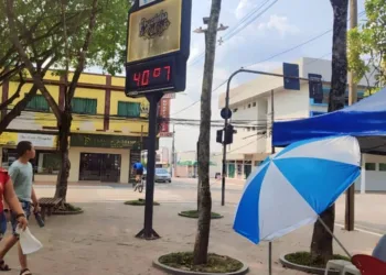 Friale alerta para segunda-feira quente, com chuvas pontuais e intensas