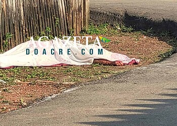 Corpo é encontrado com ferimentos de faca em esquina no bairro Aeroporto Velho