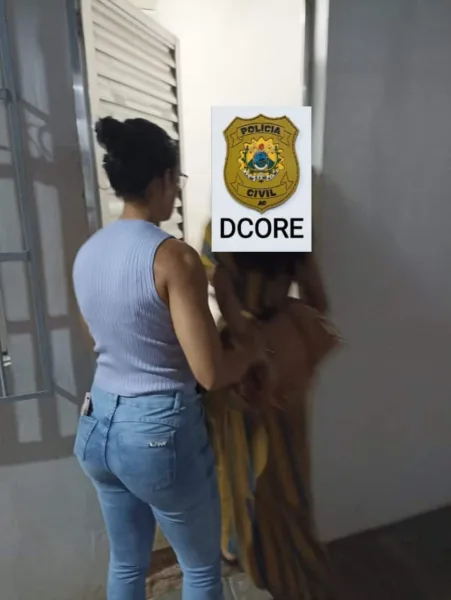 Mulher que se passava por cliente e é acusada por inúmeros furtos em comércios de Rio Branco é presa