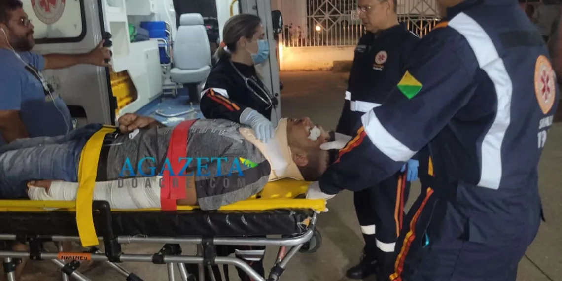 Colisão entre motociclistas deixa um condutor fica ferido; o outro envolvido fugiu do local