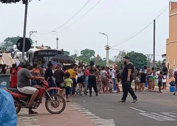 O trânsito na Ponte de Concreto foi interditado (Foto: Cedida)