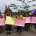 Indígenas interditam trecho da BR-364 em manifestação contra o Marco Temporal
