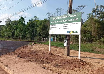 Deracre inicia implantação de rotatória próximo ao Parque Chico Mendes