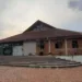 Quiosques comerciais do Parque da Maternidade sofrem com abandono, vandalismo e criminalidade; veja o estado de cada um