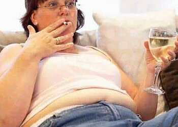 8 erros na dieta e estilo de vida que você deve parar de cometer após os 40