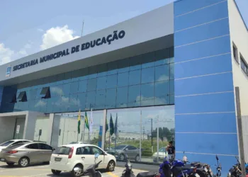 Governo convoca professores aprovados em processo seletivo para entrega de documentos