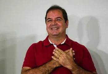 TCE aprova por unanimidade contas de 2018 do governo Tião Viana: 'dignidade e boa fé'