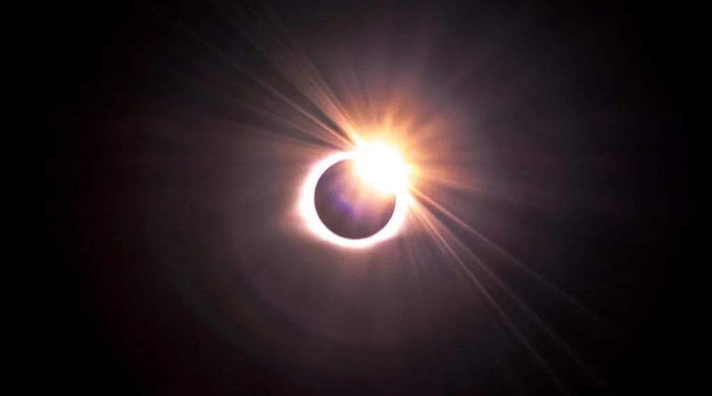 Feriadão começa com expectativa para eclipse solar no Acre; confira