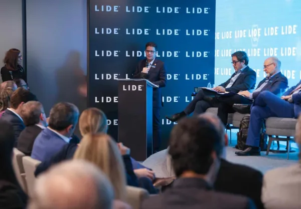 Gladson destaca potencialidades da biodiversidade acreana a empresários em São Paulo