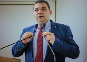 Vereador Fábio Araújo pede afastamento do presidente da FGB, Anderson Nascimento
