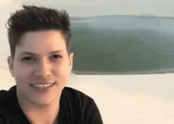 Influencer Karol Eller é encontrada morta um mês após anunciar conversão