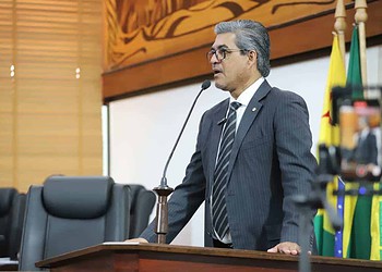 Edvaldo Magalhães ressalta que decisão do TCE proferida em acórdão abrange todas as categorias do concurso da Saúde