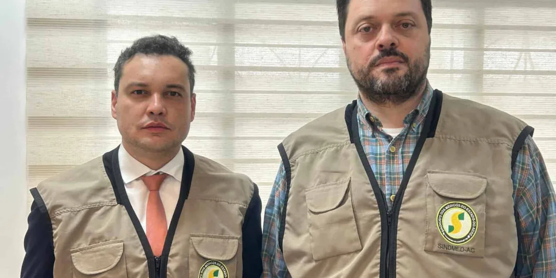 Médicos decidem deflagrar de greve por tempo indeterminado no Acre