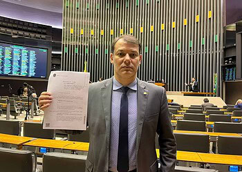 Roberto Duarte apresenta PL que propõe pena de 2 a 5 anos para quem usar cerol