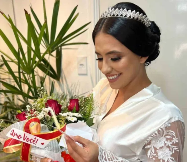 No AC, mãe de noiva cai em blitz no dia do casamento da filha, que precisa resgatar alianças