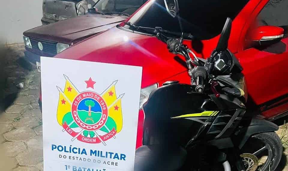 Dupla é presa em flagrante por furto de motocicleta no Manoel Julião