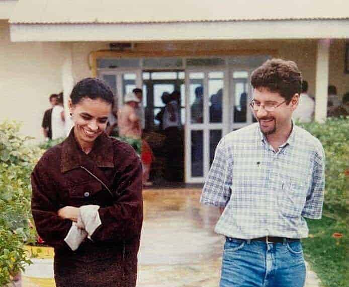 Usando foto rara de seu acervo, ministra Marina Silva homenageia ex-governador Binho Marques