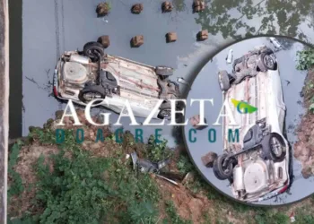 Em Rio Branco, motorista perde controle do veículo que cai no Igarapé São Francisco