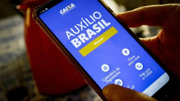 Auxílio Brasil: Descubra se você tem direito a indenização de R$ 15 mil