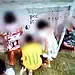 Criminosos incentivam crianças a pichar muro com símbolos de facções na Cidade do Povo