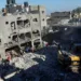Após cessar-fogo, moradores de Gaza voltam para suas casas, mas só veem escombros