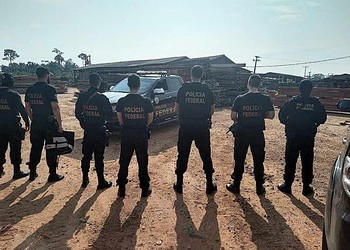 PF cumpre 15 mandados contra grupo acusado de falsificação de documentos públicos e desmatamento ilegal no Acre e Rondônia