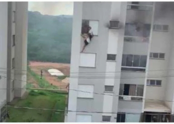 Avós pulam do 4º andar de prédio após neta de 11 anos atear fogo em sofá
