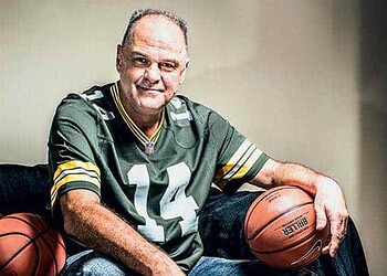 Oscar Schmidt irá palestrar no Acre durante a celebração da Semana do Servidor