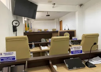Apesar do pedido de Bocalom, vereadores não comparecem à Câmara para votação de empréstimo de R$ 340 milhões