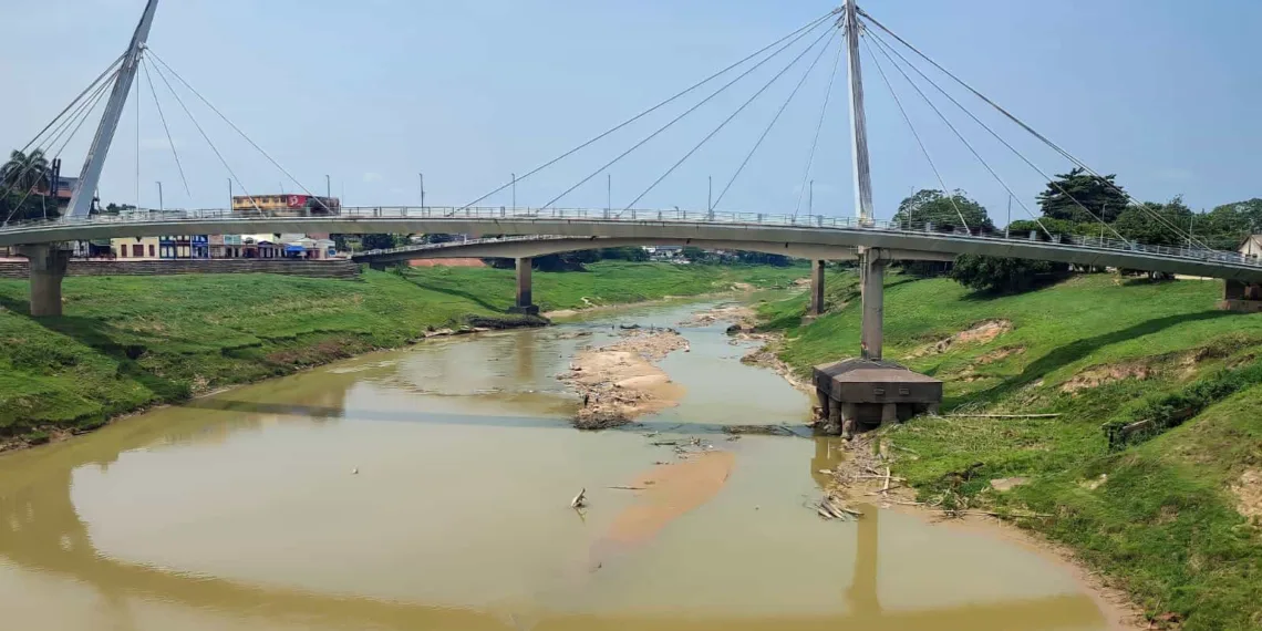 Governo do Acre cria gabinete de crise para enfrentar redução de chuvas, seca e risco de incêndios florestais