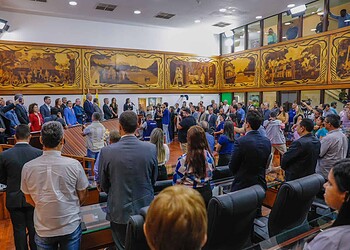 Sessão solene na Aleac marca os 50 anos da Organização das Cooperativas Brasileiras no Acre