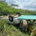 Carro capota e cai em barranco no interior do Acre; vítima fica em estado grave