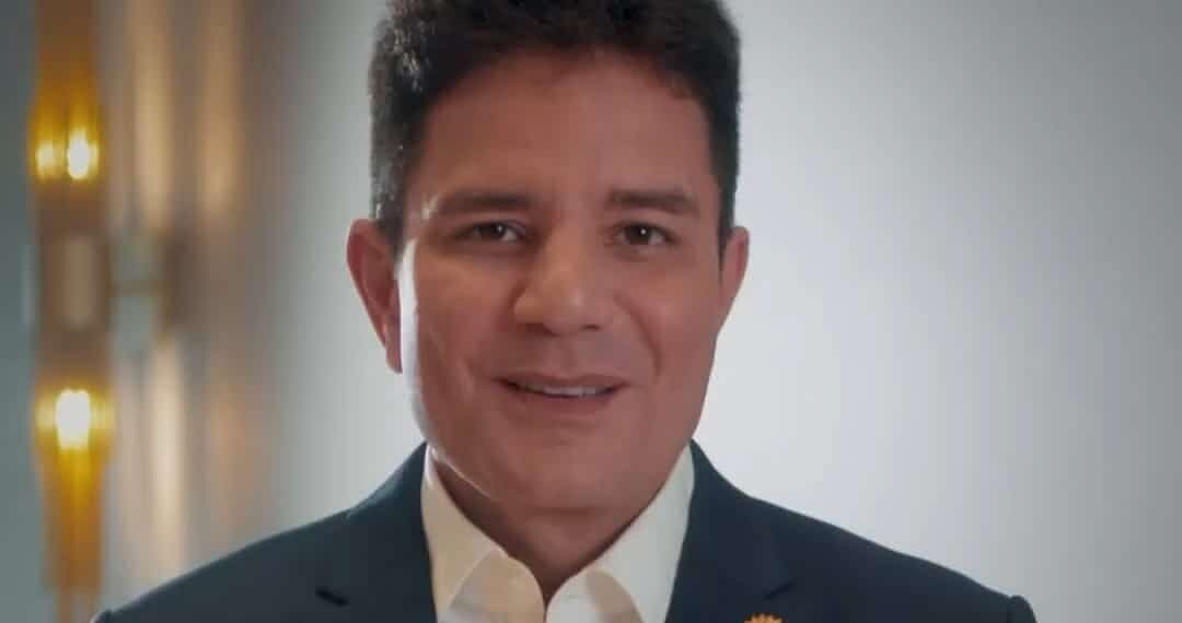 Gladson Cameli anuncia pagamento do VDP da Educação junto com salário de novembro