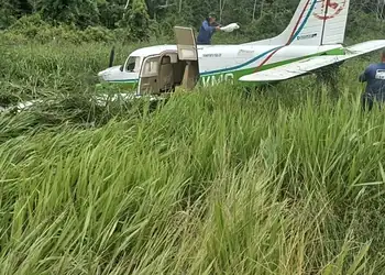 Deracre nega que incidente aéreo em Marechal Thaumaturgo tenha sido causado por buraco na pista
