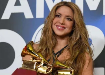 A cantora dedicou a vitória aos seus filhos, Milan e Sasha
© Da Redação Estrelando