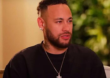 O jogador de futebol está se recuperando de uma lesão no joelho
© Da Redação