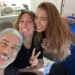 William Bonner com a esposa, Natasha Dantas, e a cantora Anitta – Reprodução Instagram
© Fornecido por Areavip