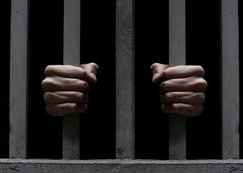 Homem que matou esposa na frente dos filhos é condenado a mais de 19 anos de prisão