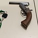 Polícia Militar prende dupla com arma de fogo e evita cometimento de crimes na capital