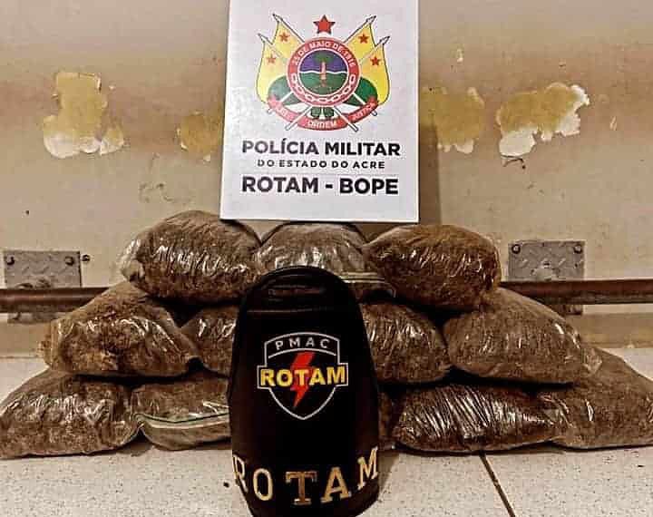Polícia Militar apreende sete quilos de drogas no bairro Cidade do Povo