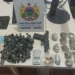 Polícia Militar desarticula ponto de venda de drogas na capital e apreende arma