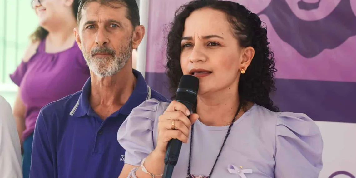 Prefeita de Tarauacá rebate acusações de promotor e diz que 'ataques são machistas'