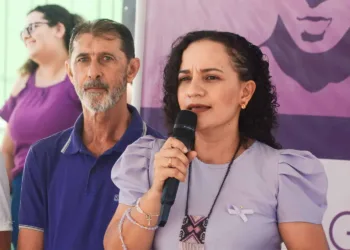 Prefeita de Tarauacá rebate acusações de promotor e diz que 'ataques são machistas'
