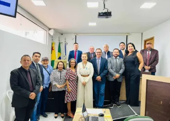 Vereadora propõe medidas sanitárias em meio à preocupação com a 'Doença do Pombo' em Rio Branco