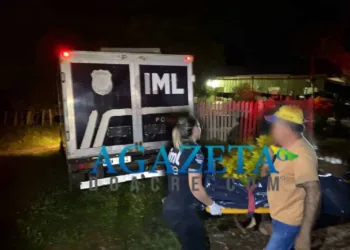 Idoso morre após receber descarga elétrica enquanto limpava propriedade para receber a família