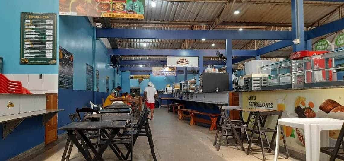 Medo da ‘doença do pombo’ afasta clientes do Mercado do Bosque e lojistas falam em prejuízo