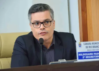 'Não foi fatalidade, foi crime', diz promotor, sobre morte de jovem degolado com linha chilena em Rio Branco